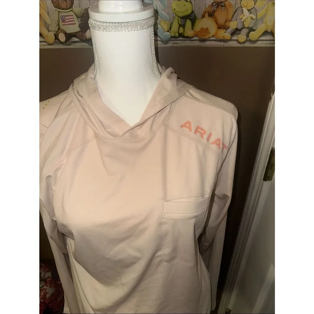 Ariat Rebar Sunblocker  Hooded Tshirt NWT Size medium